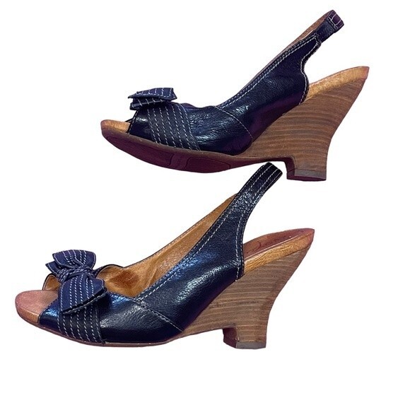 Naya Black Leather Wedge Giada Slingback Heels Peep Toe Bow, size 8.5 - Picture 2 of 13